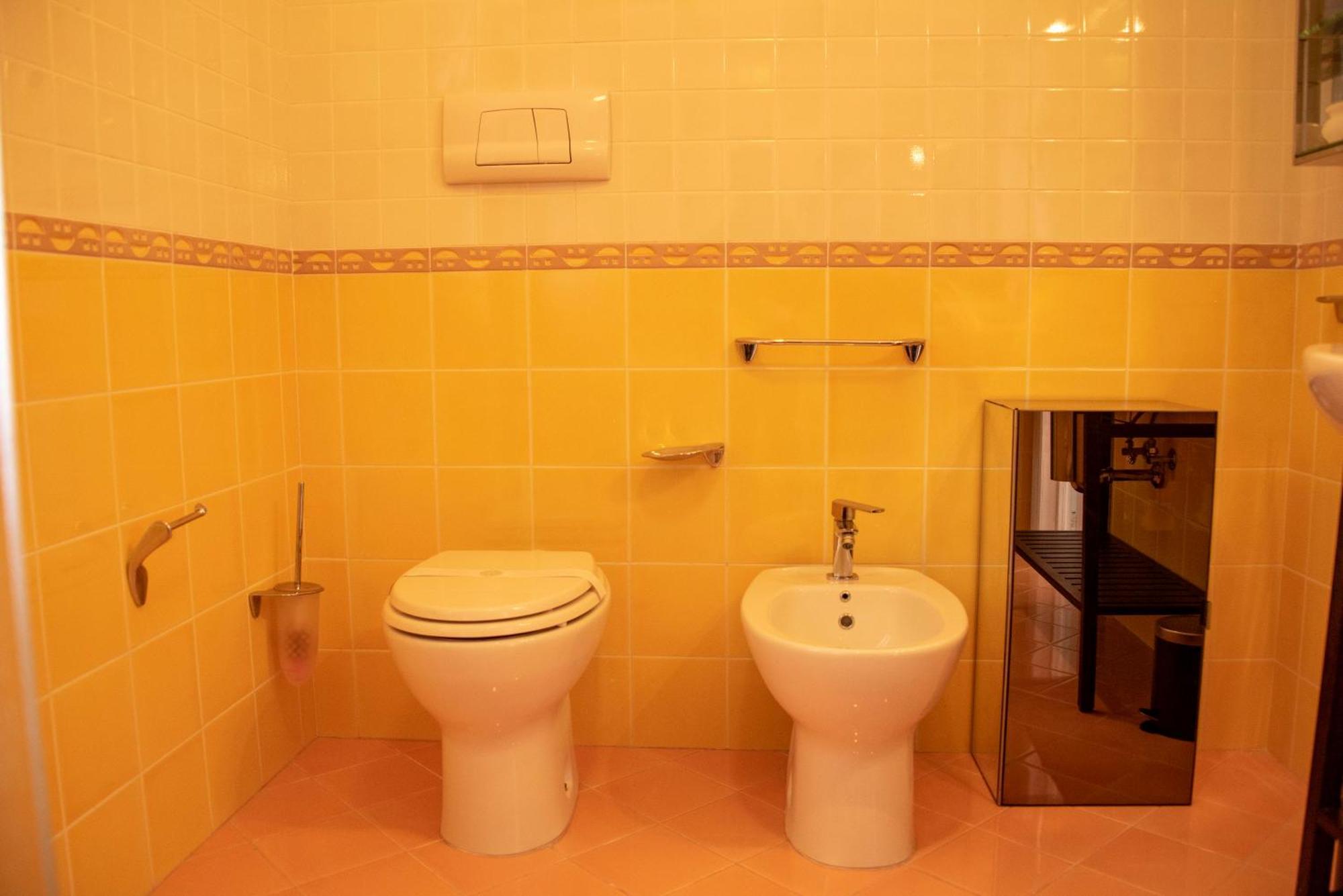 Reginella Guest House Salerno Exterior photo
