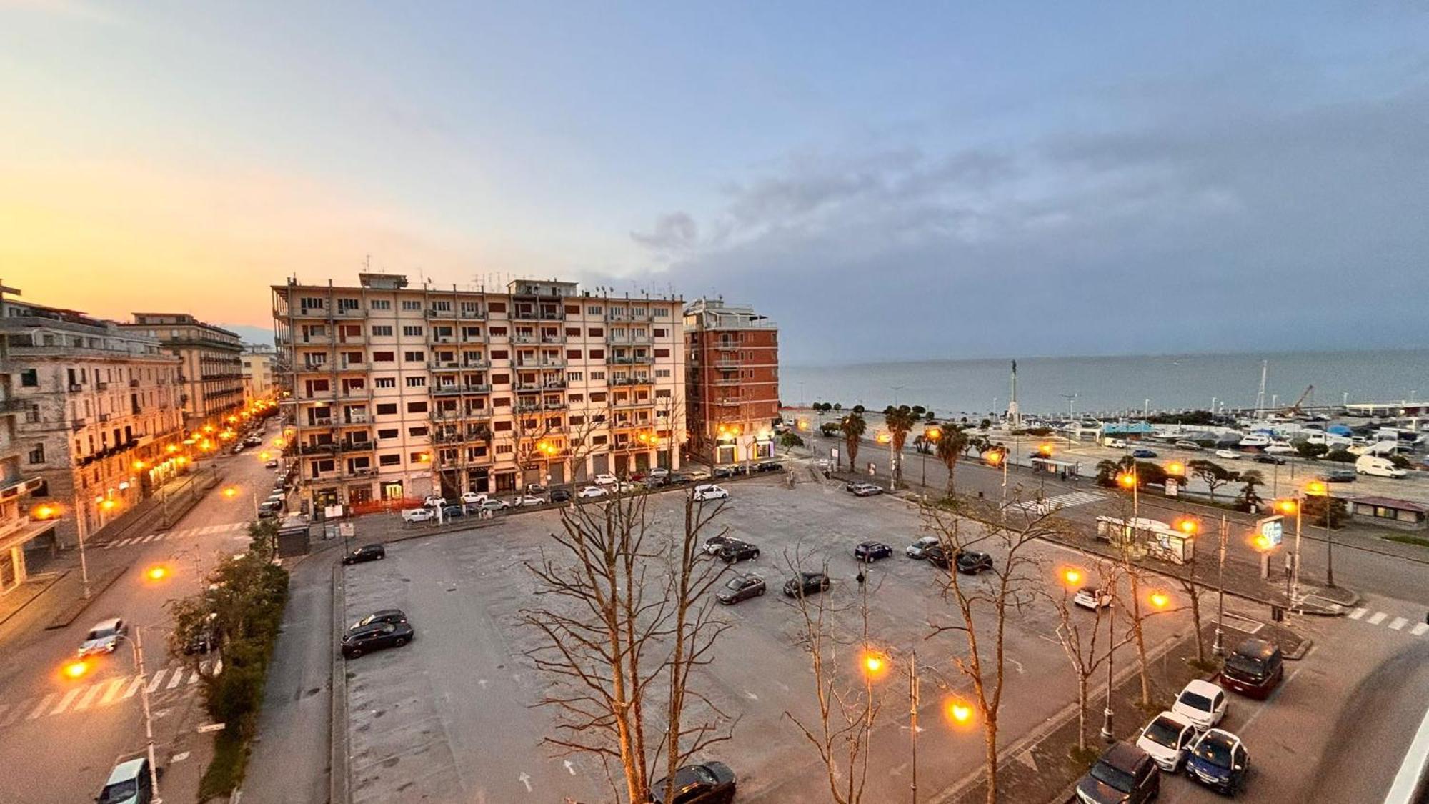 Reginella Guest House Salerno Exterior photo